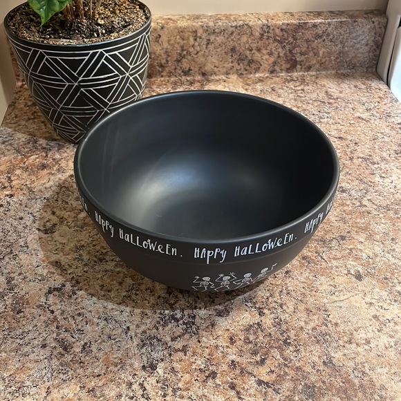 Rae Dunn 2019 Happy Halloween Skeleton Bowl - Picture 3 of 3